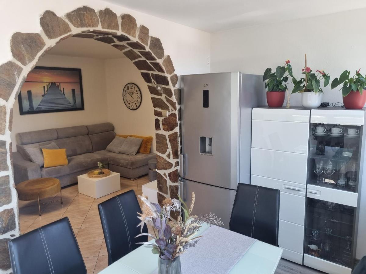 Apartma Lumas Копер Экстерьер фото